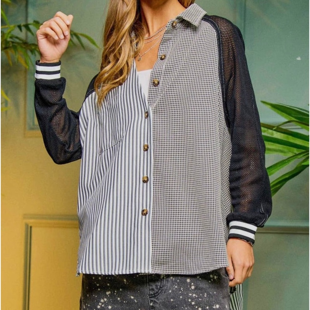 Brand:Davi&Dani, button down shirt with mesh sleeves. NWT